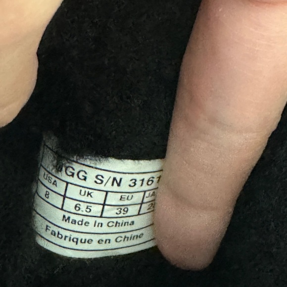 Classic Short Black Sequin Sparkly Uggs - size 8 - Picture 5 of 5